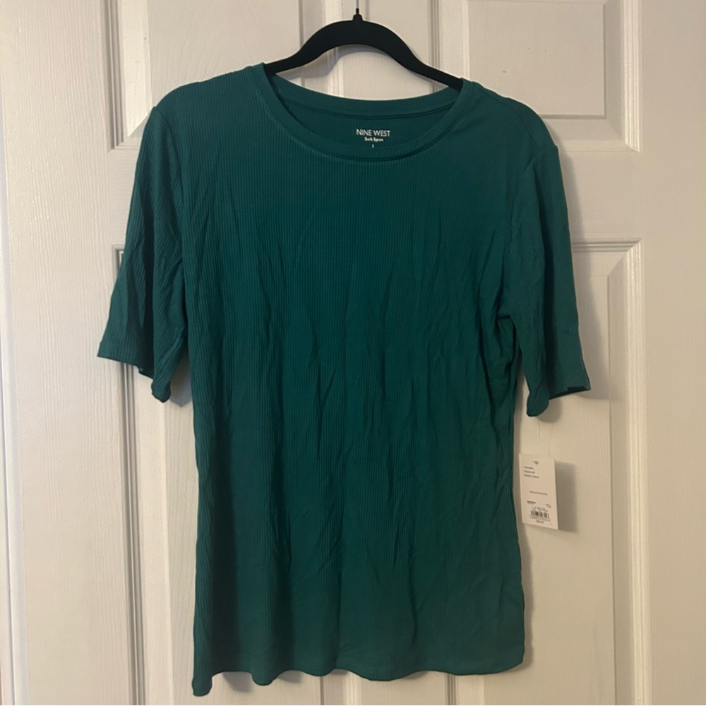 Nine West Green Ribbed Short Sleeve Top
